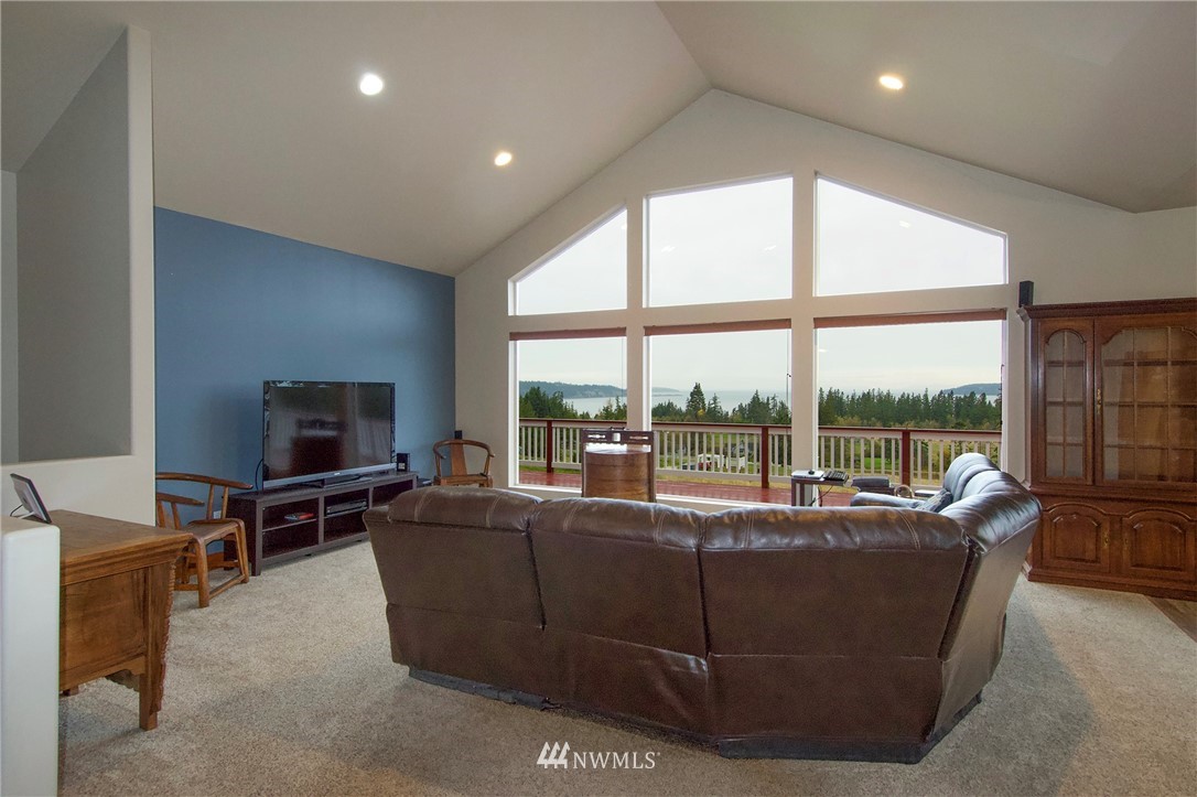 2086 Old Gardiner Road Sequim, WA 98382 - Photo 7 of 40 Gallery Image 7