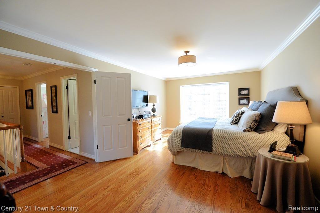 2643 Munster Road Rochester, MI 48309 - Photo 17 of 70 Master Suite 10.jpg