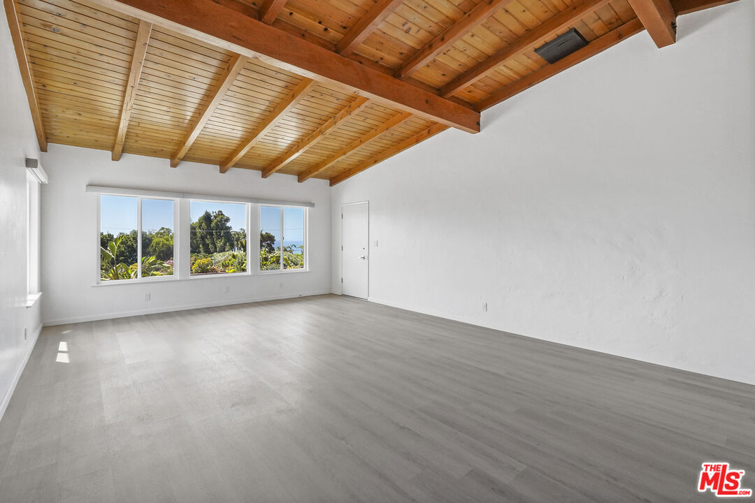 31259 Bailard Road Malibu, CA 90265 - Photo 28 of 43 an empty room with windows