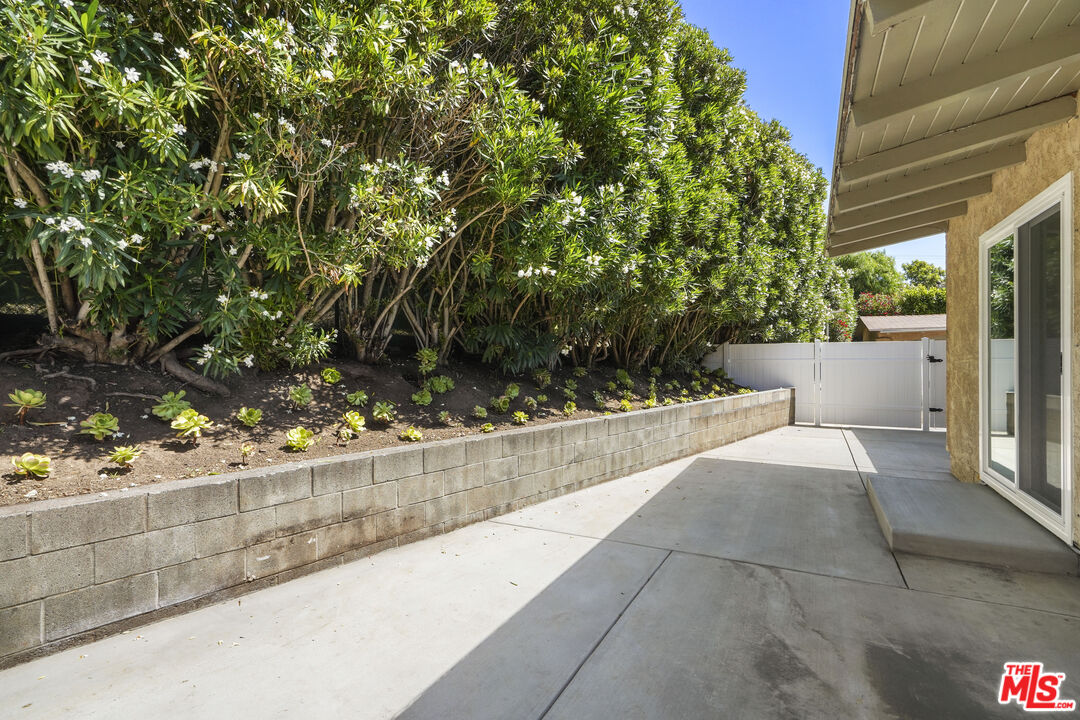 31259 Bailard Road Malibu, CA 90265 - Photo 36 of 43 a view of balcony