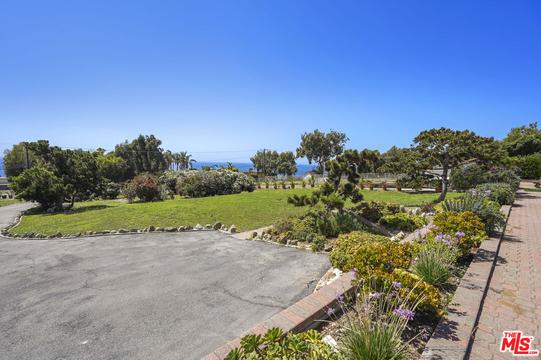 31259 Bailard Road Malibu, CA 90265 - Photo 41 of 43