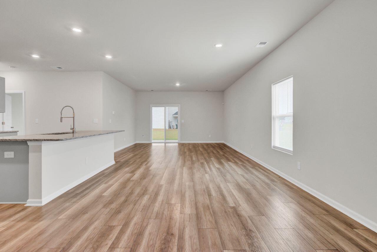 586 Spanish Wells Road Summerville, SC 29486 - Photo 6 of 47 6