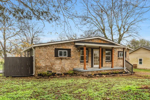 $359,900 | 1421 Mohawk Trail, Madison, TN 37115