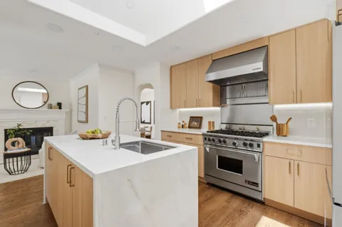 $2,698,000 | 572 Santa Clara Avenue, Redwood City, CA 94061