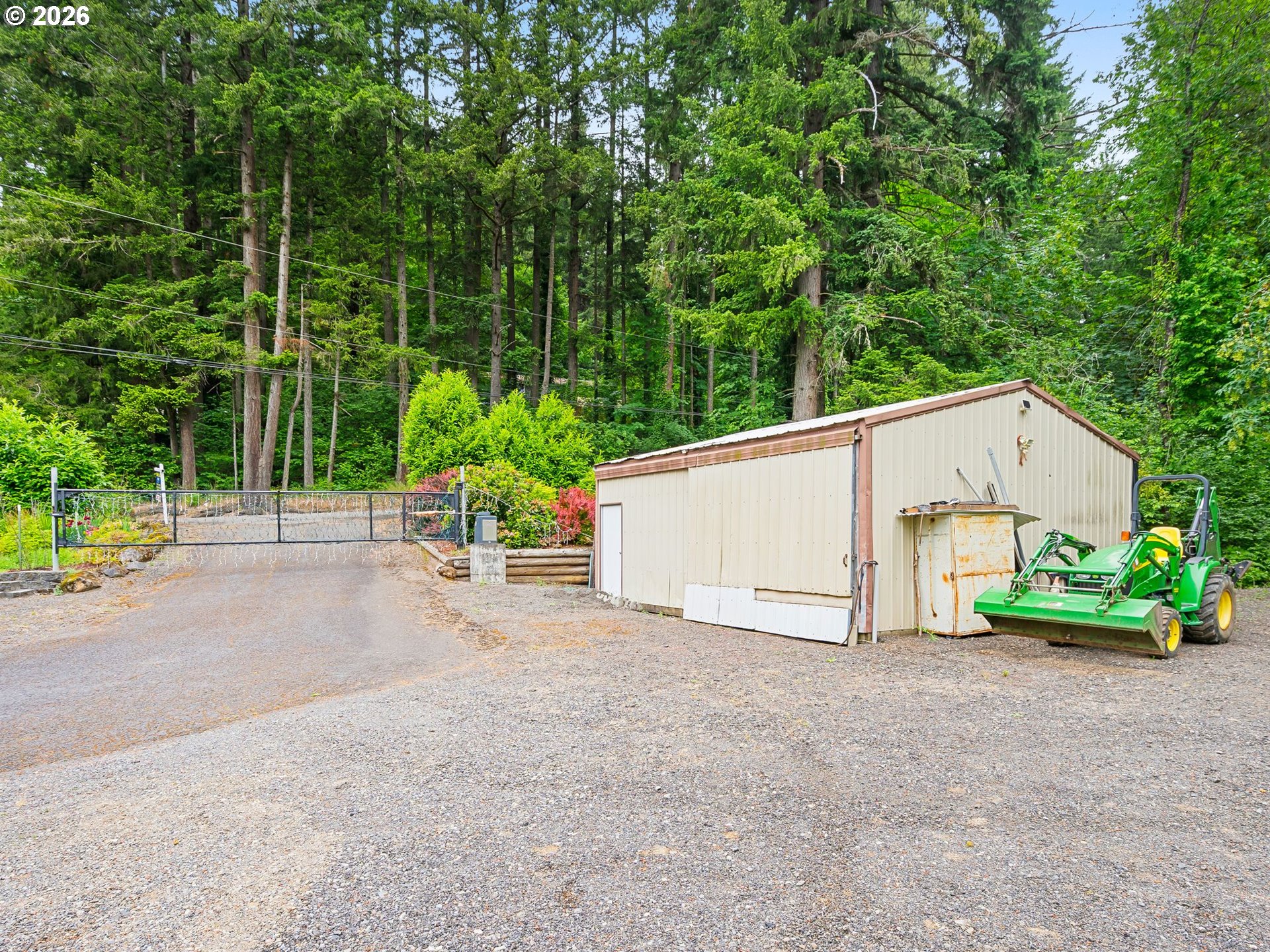 16110 South Maplelane Road Oregon City, OR 97045 - Photo 3 of 47