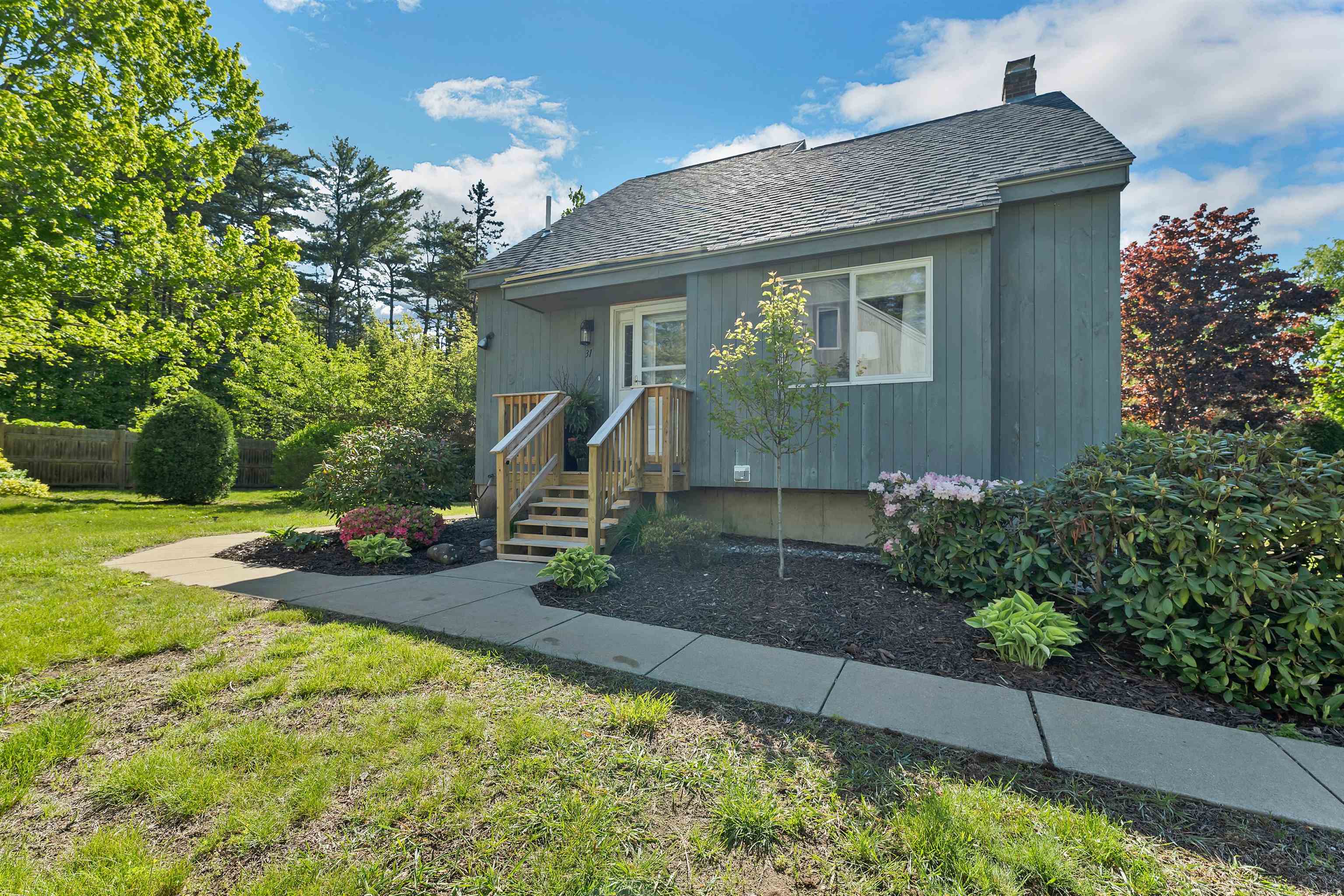 6 Cumberland Road, Unit 31 Gilford, NH 03249 - Photo 2 of 48