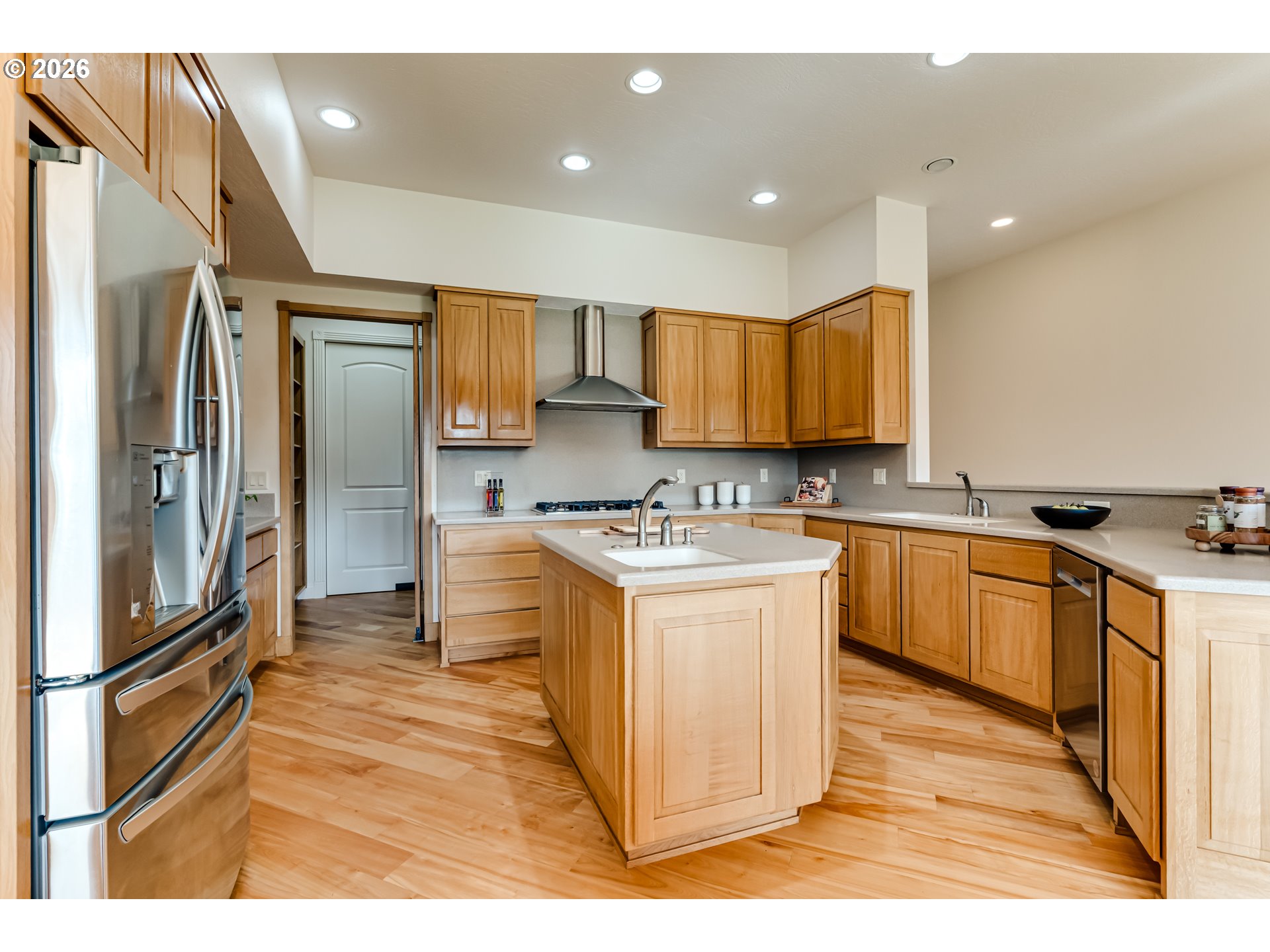 37871 Jasper Lowell Road Springfield, OR 97478 - Photo 8 of 48 Kitchen