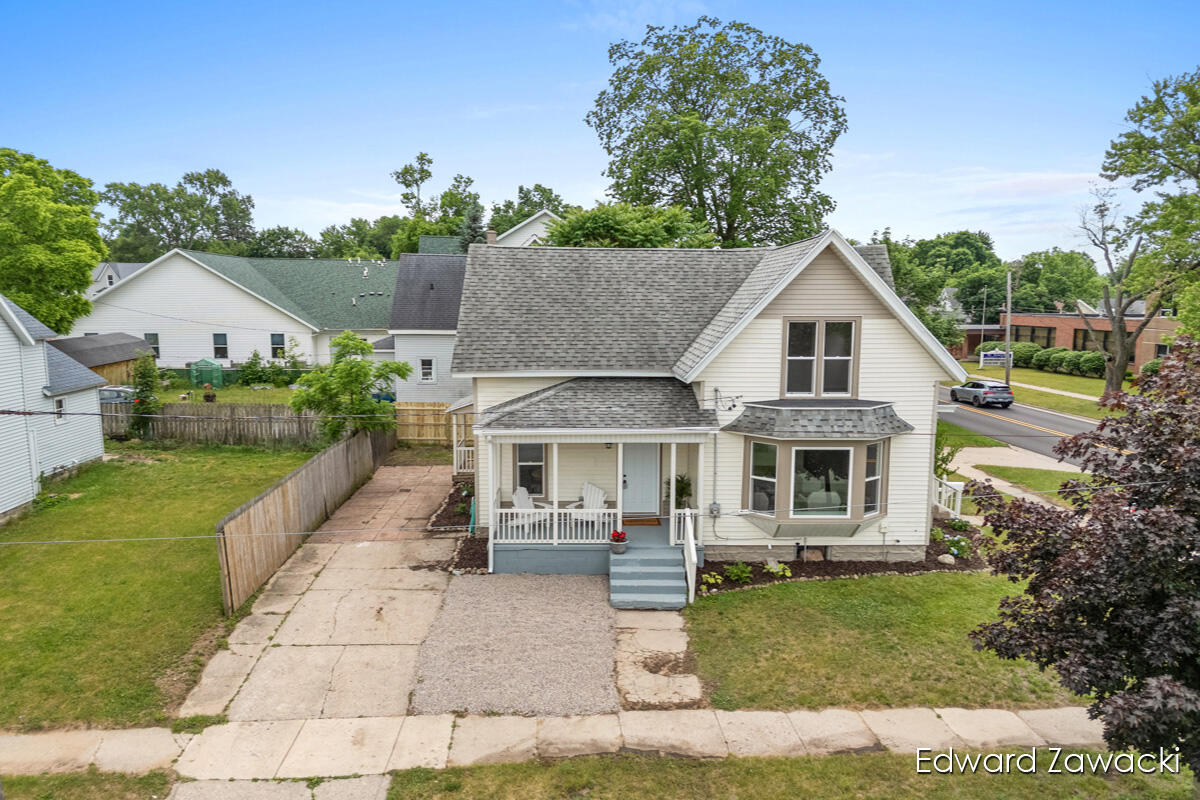 404 South Bridge Street Belding, MI 48809 - Photo 28 of 39 IMG_1025