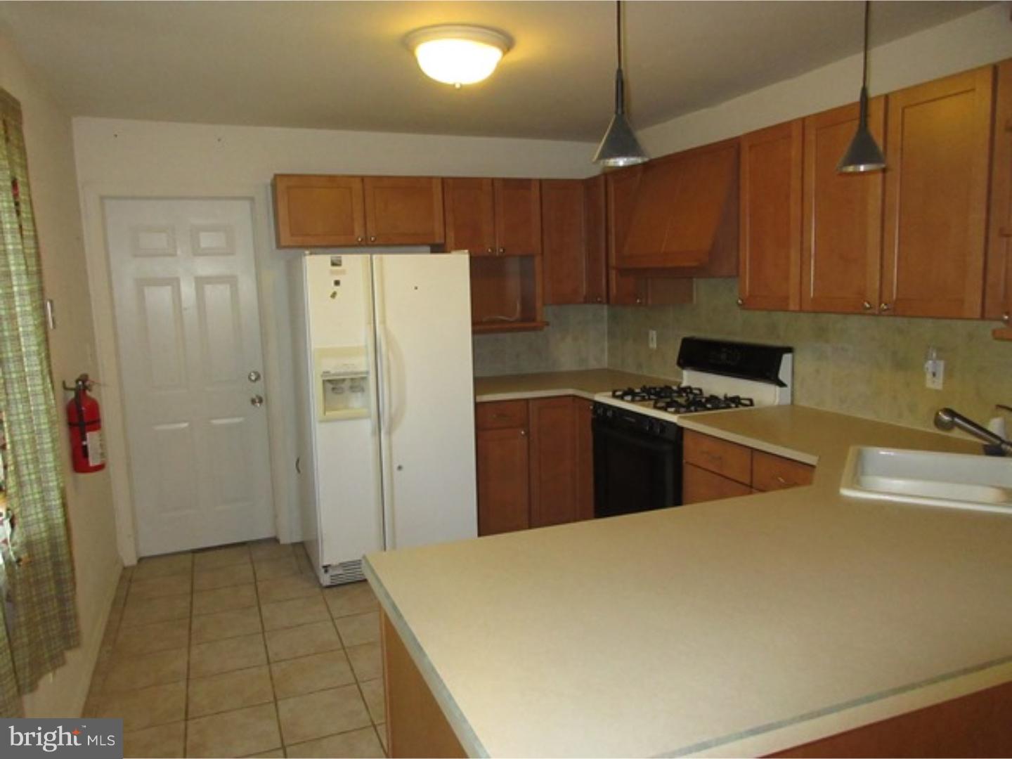 19 Robertson Road Hightstown, NJ 08520 - Photo 11 of 17 Gallery Image 11