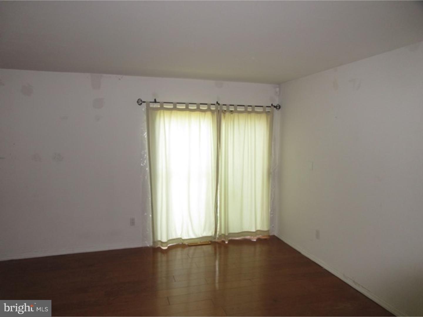 19 Robertson Road Hightstown, NJ 08520 - Photo 7 of 17 Gallery Image 7