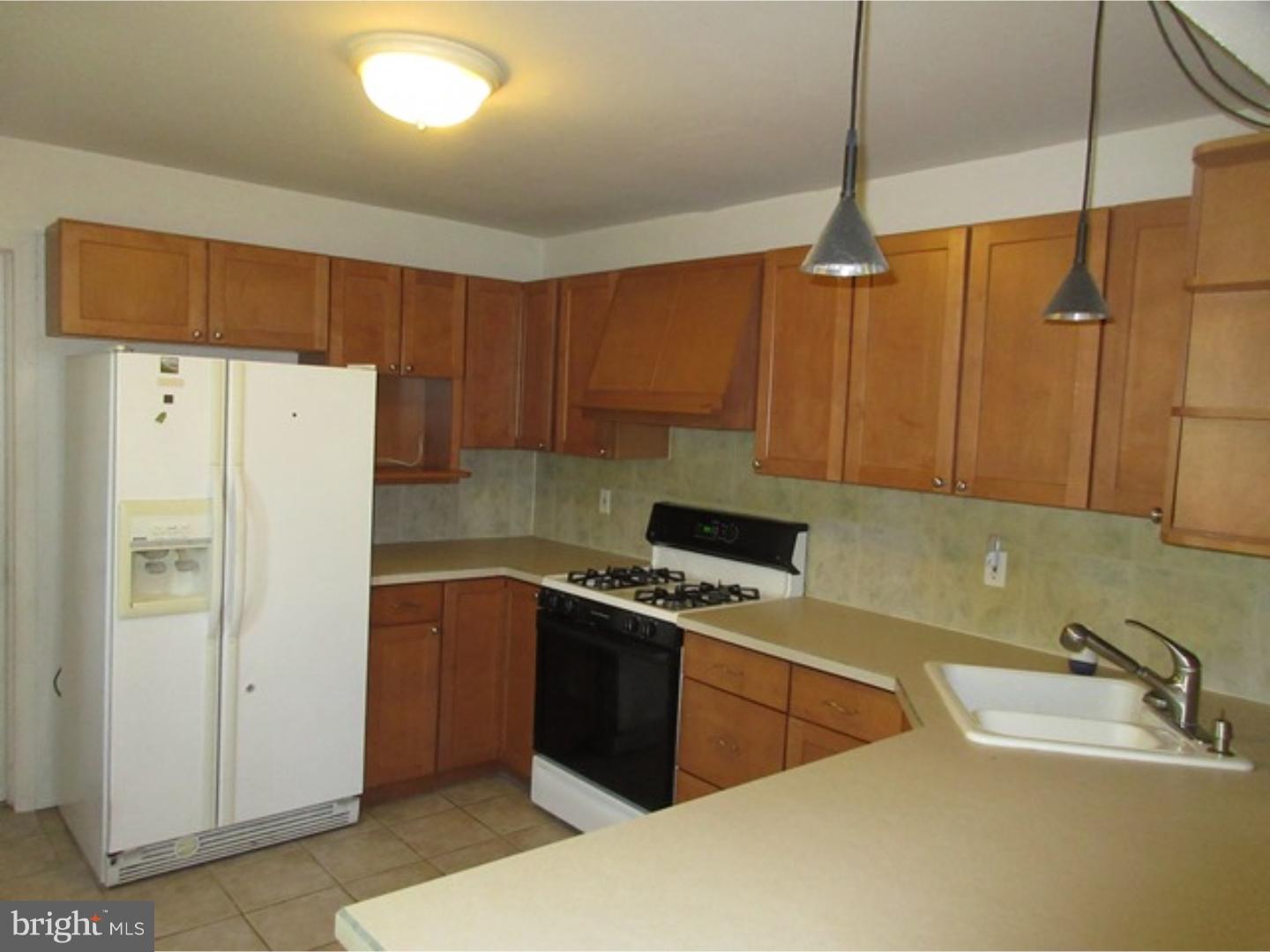 19 Robertson Road Hightstown, NJ 08520 - Photo 10 of 17 Gallery Image 10
