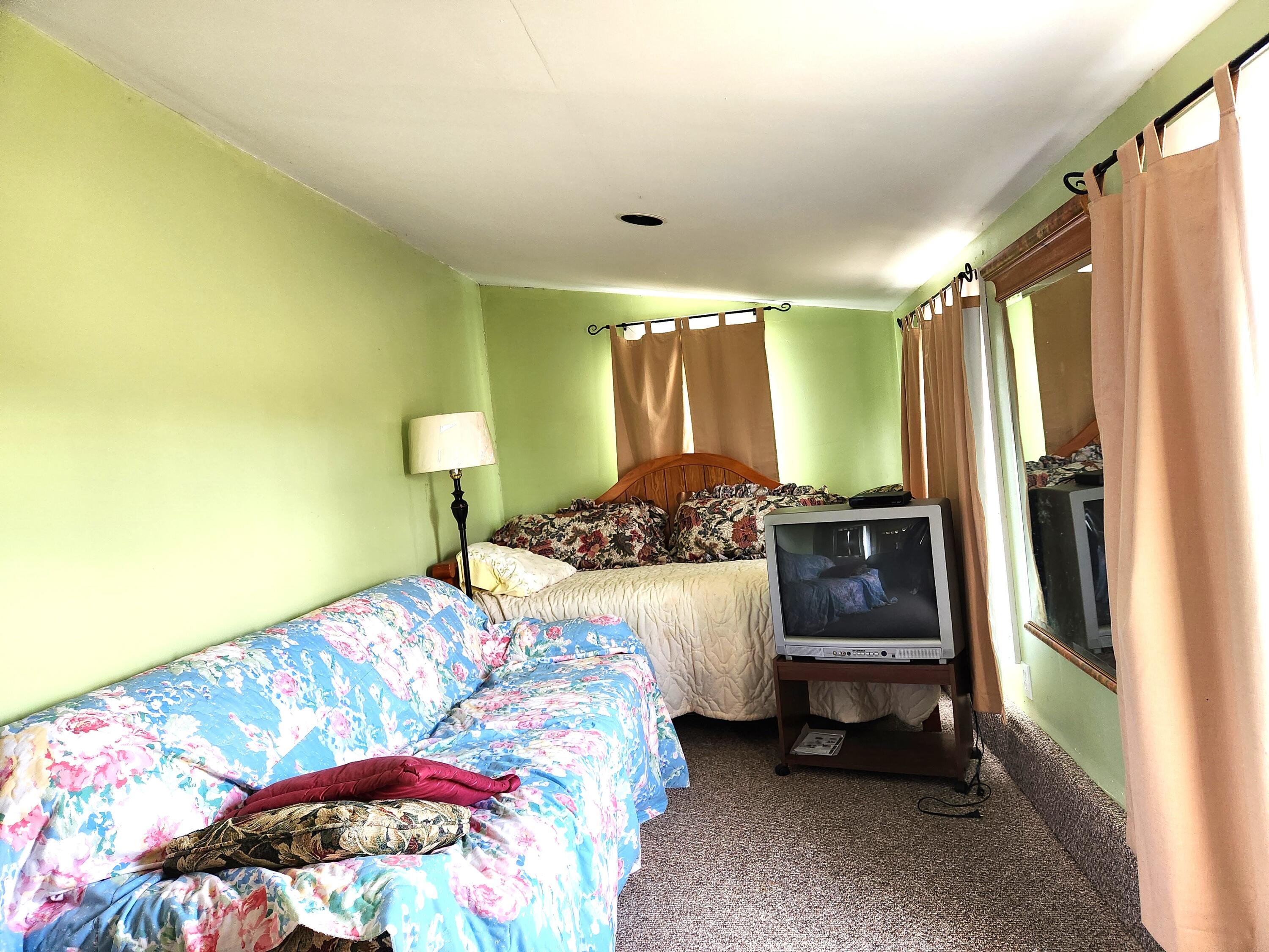 13425 Butler Road Cheboygan, MI 49721 - Photo 19 of 27 Gallery Image 19
