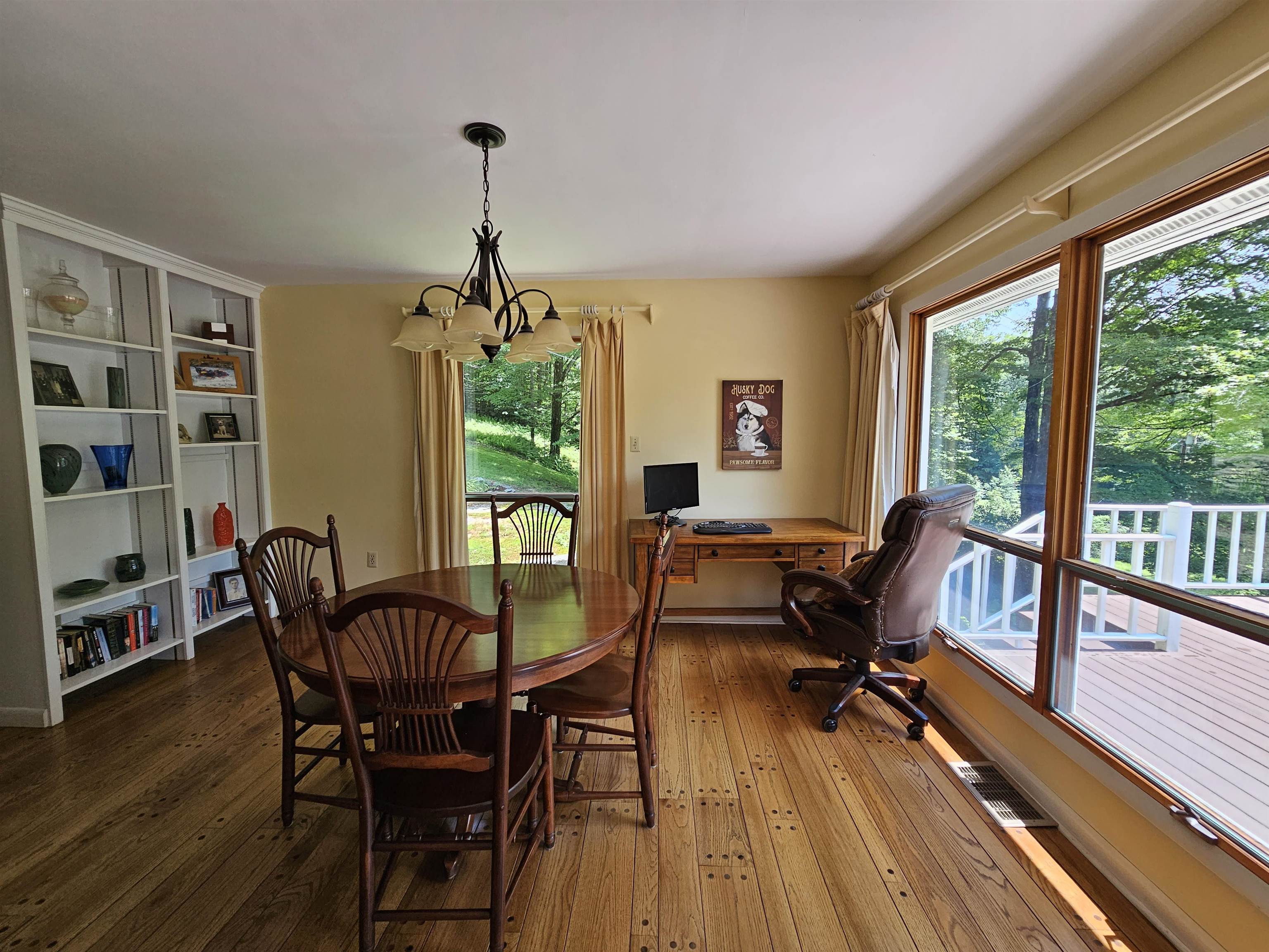 579 North Orchard Road Grafton, VT 05146 - Photo 3 of 37