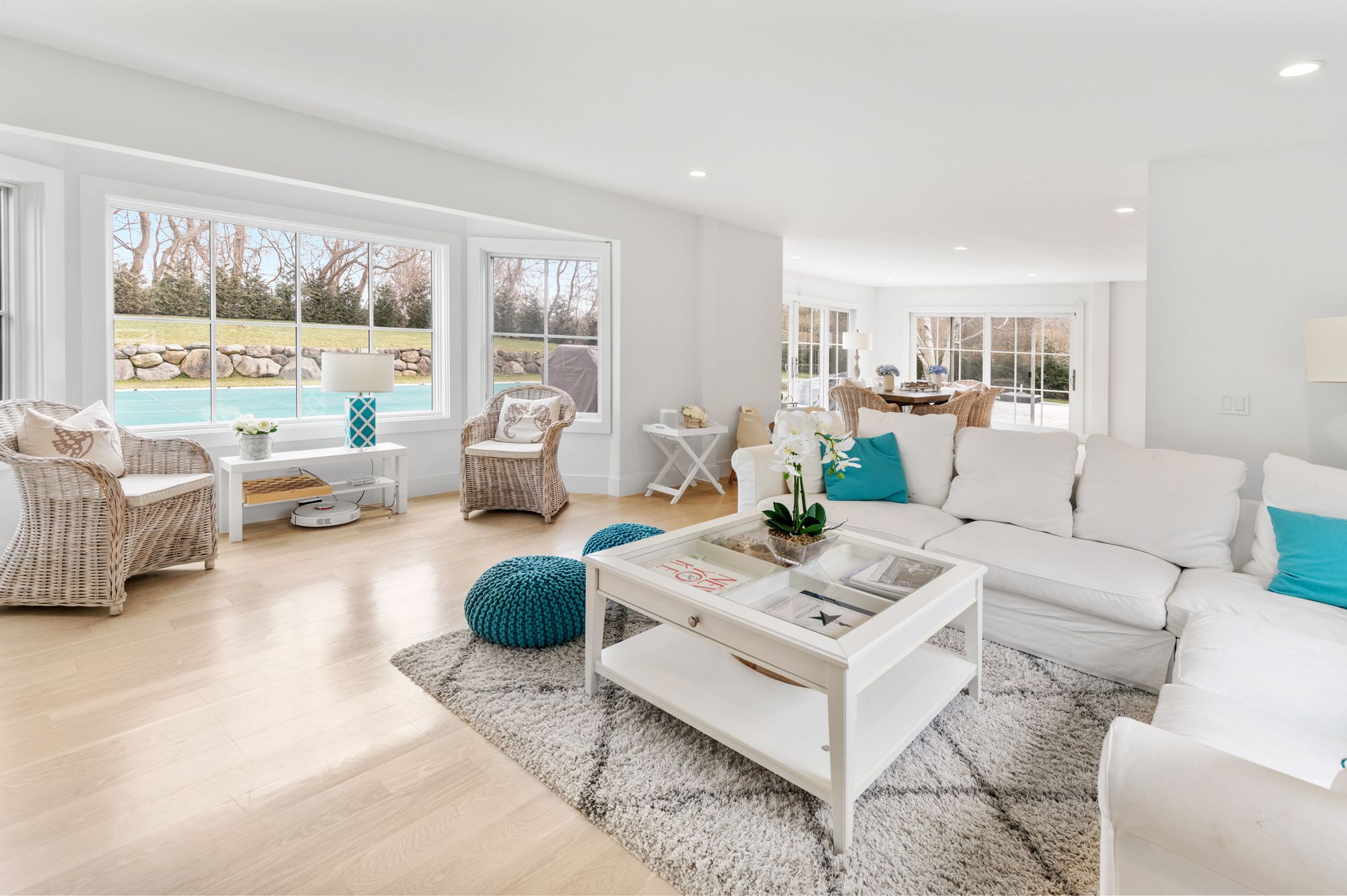 212 Sebonac Road Southampton, NY 11968 - Photo 11 of 28