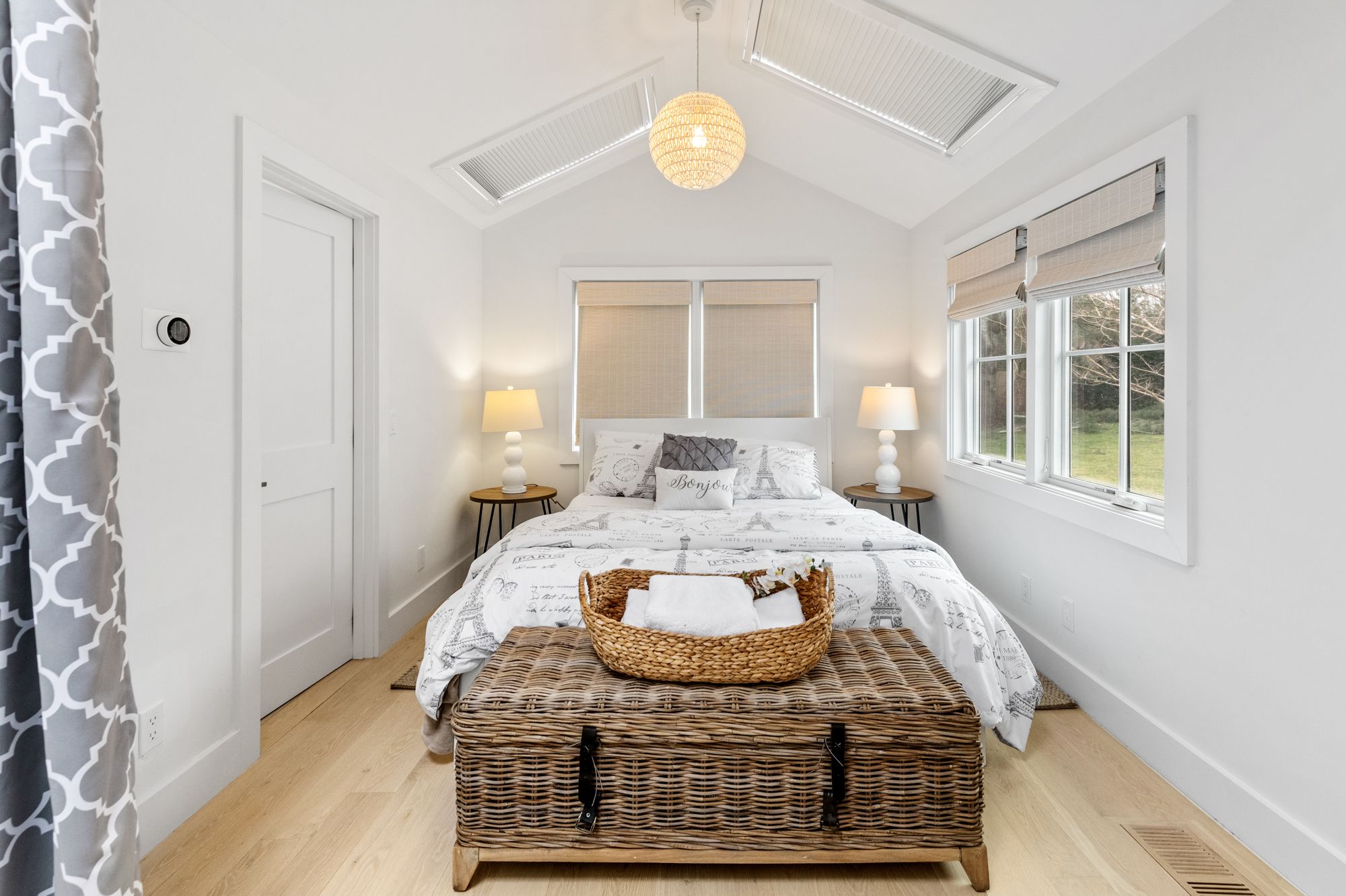 212 Sebonac Road Southampton, NY 11968 - Photo 14 of 28