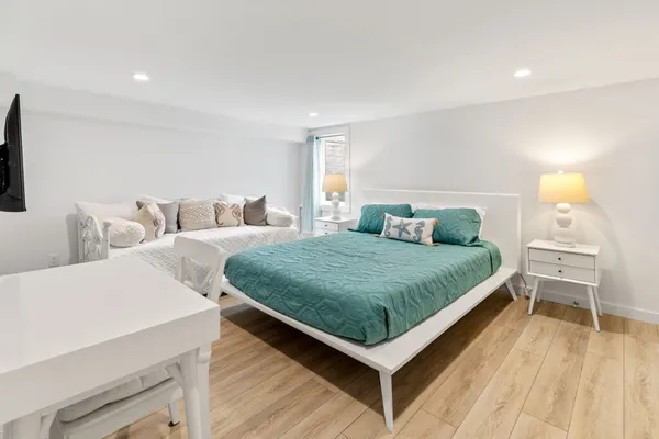 $72,500 | 212 Sebonac Road, Southampton, NY 11968