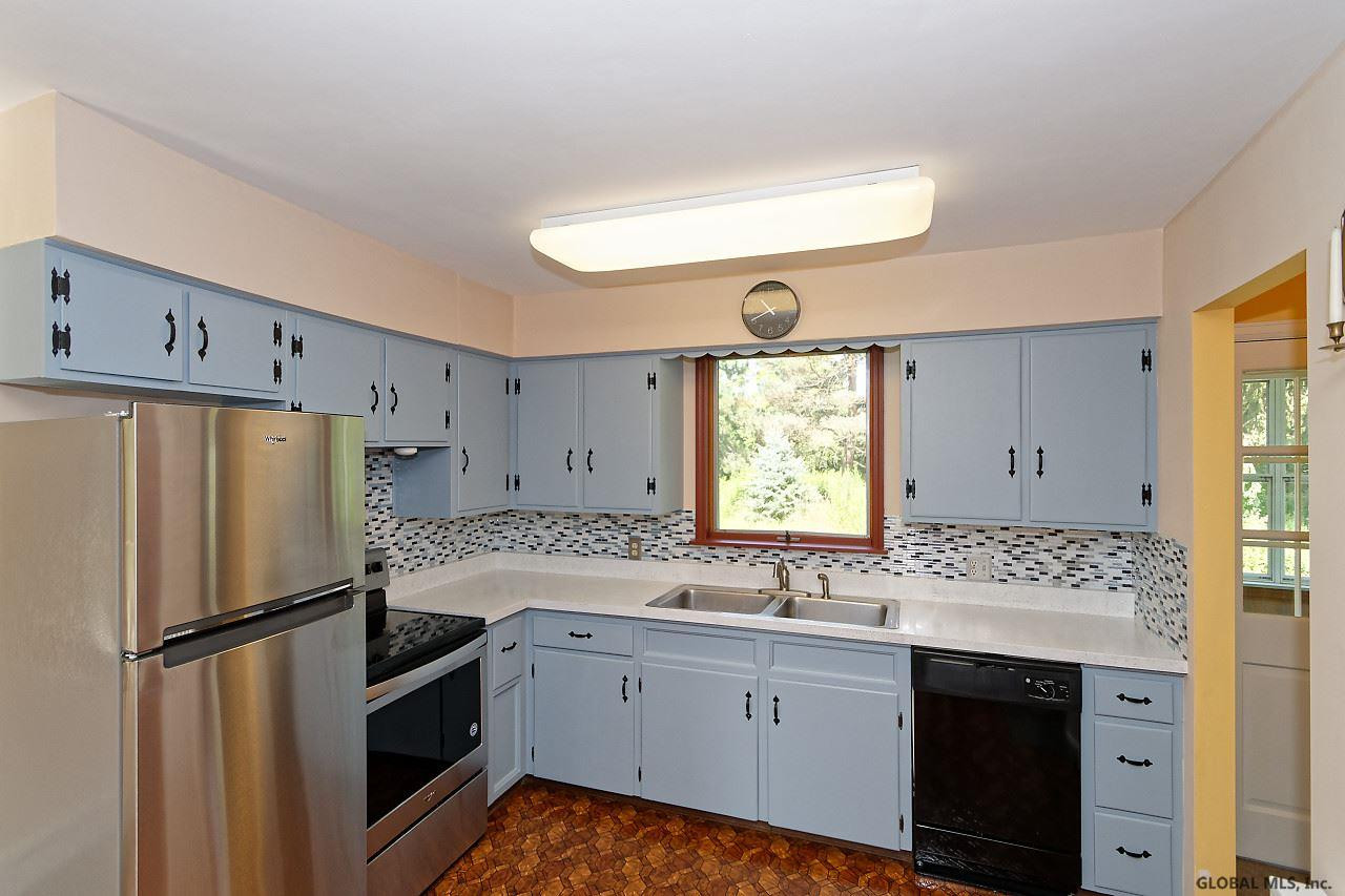 35 Old Miller Road Castleton-on-Hudson, NY 12033 - Photo 20 of 46 Photo 20