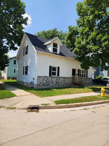 $244,900 | 262 Linden Street, Fond du Lac, WI 54935