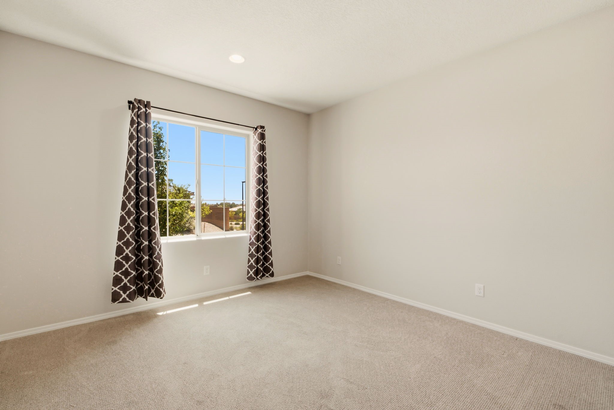 3 Mountaingem Loop Santa Fe, NM 87508 - Photo 19 of 29 Gallery Image 19