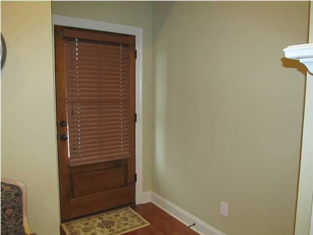 113 Silver Ridge Lane Pearl, MS 39208 - Photo 2 of 23 Front door and entry way.