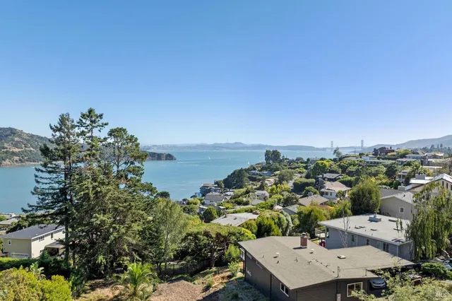 $895,000 | 0 Vistazo Street West, Tiburon, CA 94920