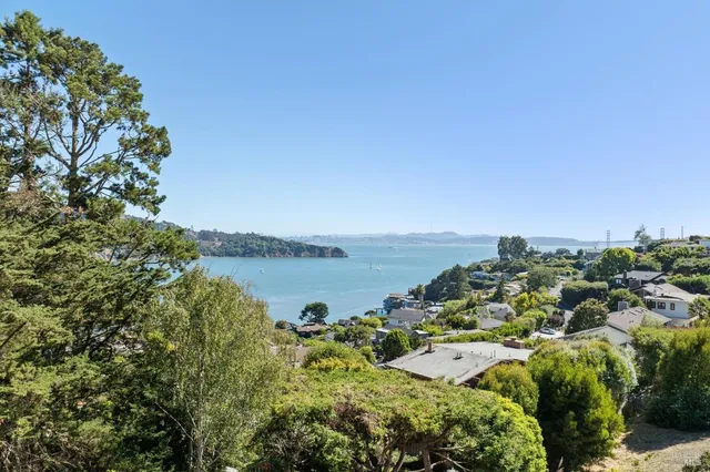 $895,000 | 0 Vistazo Street West, Tiburon, CA 94920