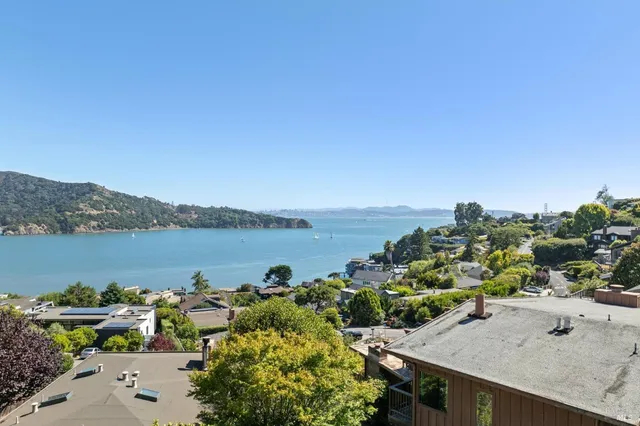 $895,000 | 0 Vistazo Street West, Tiburon, CA 94920