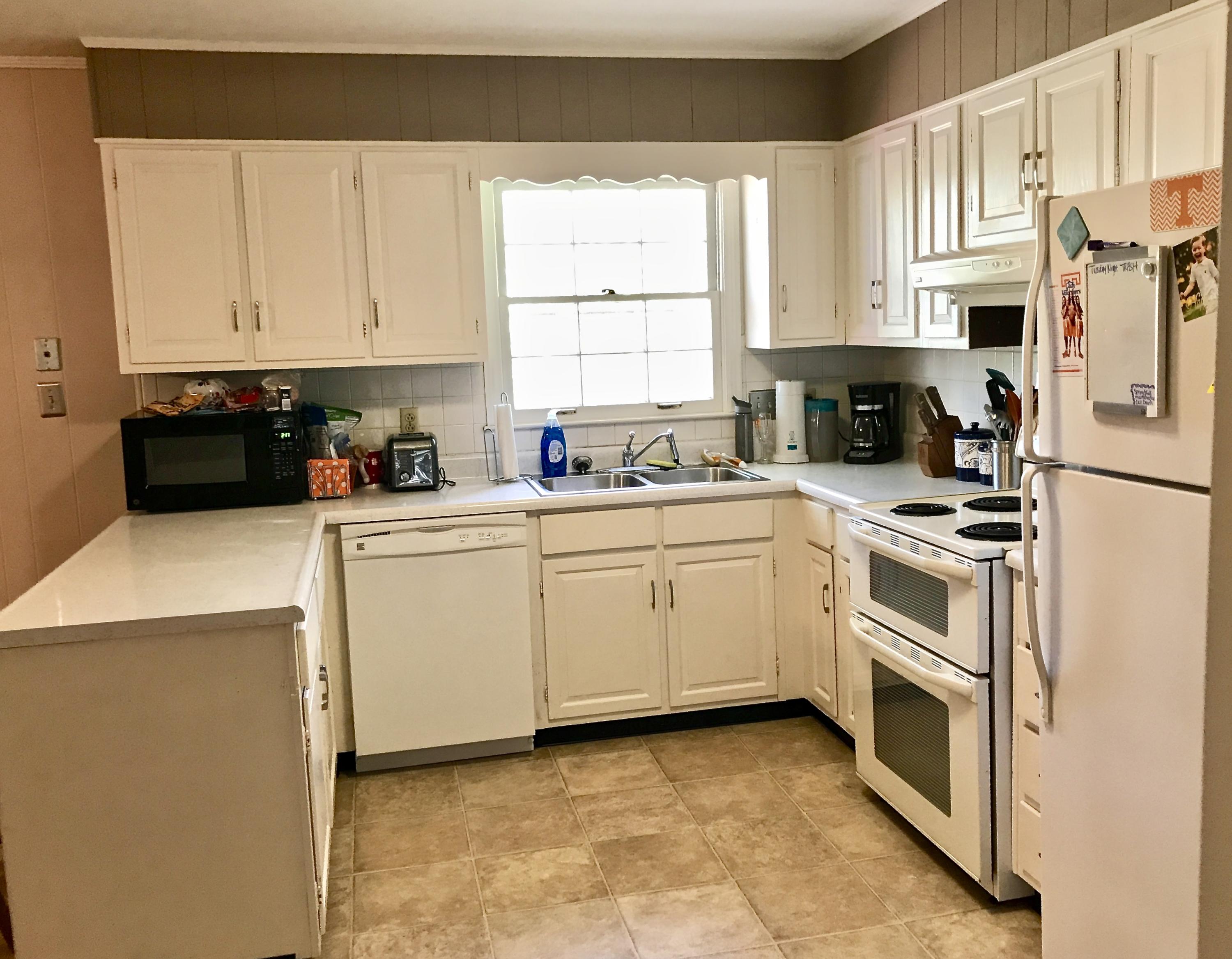 3718 Cherrylog Road, Unit 1 Knoxville, TN 37921 - Photo 8 of 31 kitchen