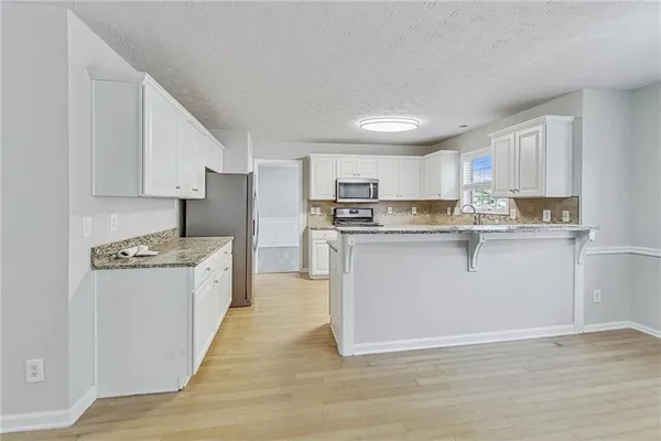 $3,250 | 326 Canterbury Pl Drive, Suwanee, GA 30024