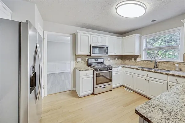 $3,250 | 326 Canterbury Pl Drive, Suwanee, GA 30024