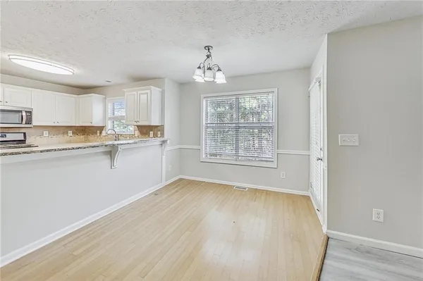 $3,250 | 326 Canterbury Pl Drive, Suwanee, GA 30024