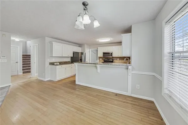 $3,250 | 326 Canterbury Pl Drive, Suwanee, GA 30024