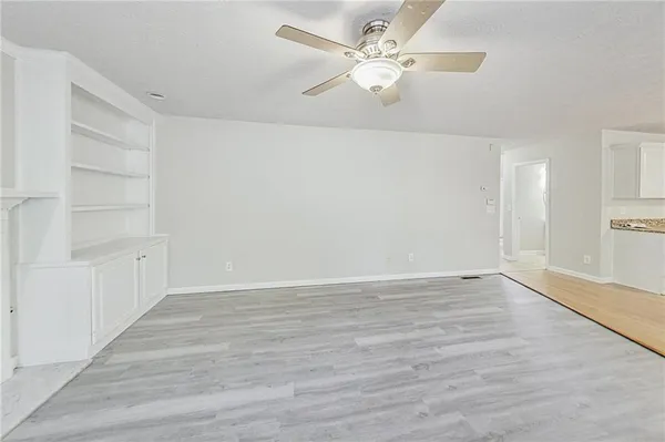 $3,250 | 326 Canterbury Pl Drive, Suwanee, GA 30024