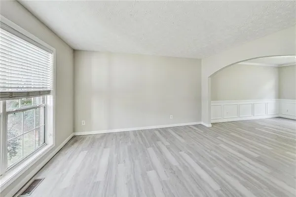 $3,250 | 326 Canterbury Pl Drive, Suwanee, GA 30024