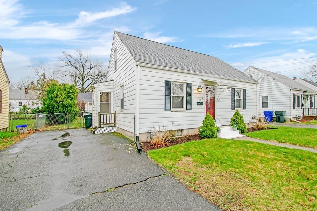 149 Powell Avenue Springfield, MA 01118 - Photo 2 of 37 Gallery Image 2