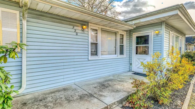 a view of entrance of the house