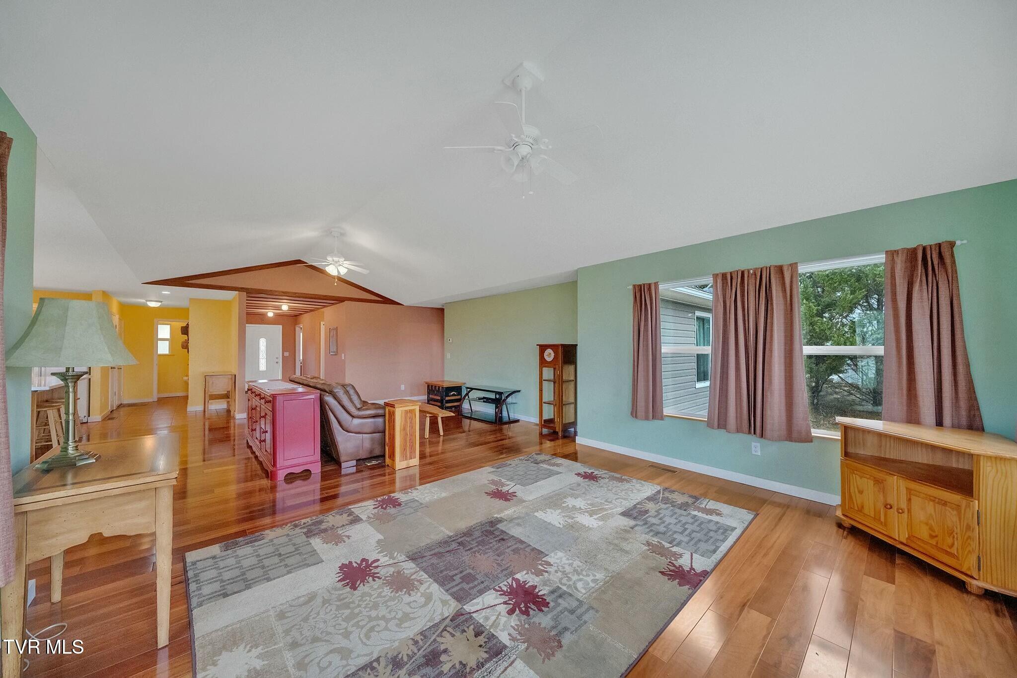 145 Katie Lane Chuckey, TN 37641 - Photo 12 of 54 tempImagevlDGCI