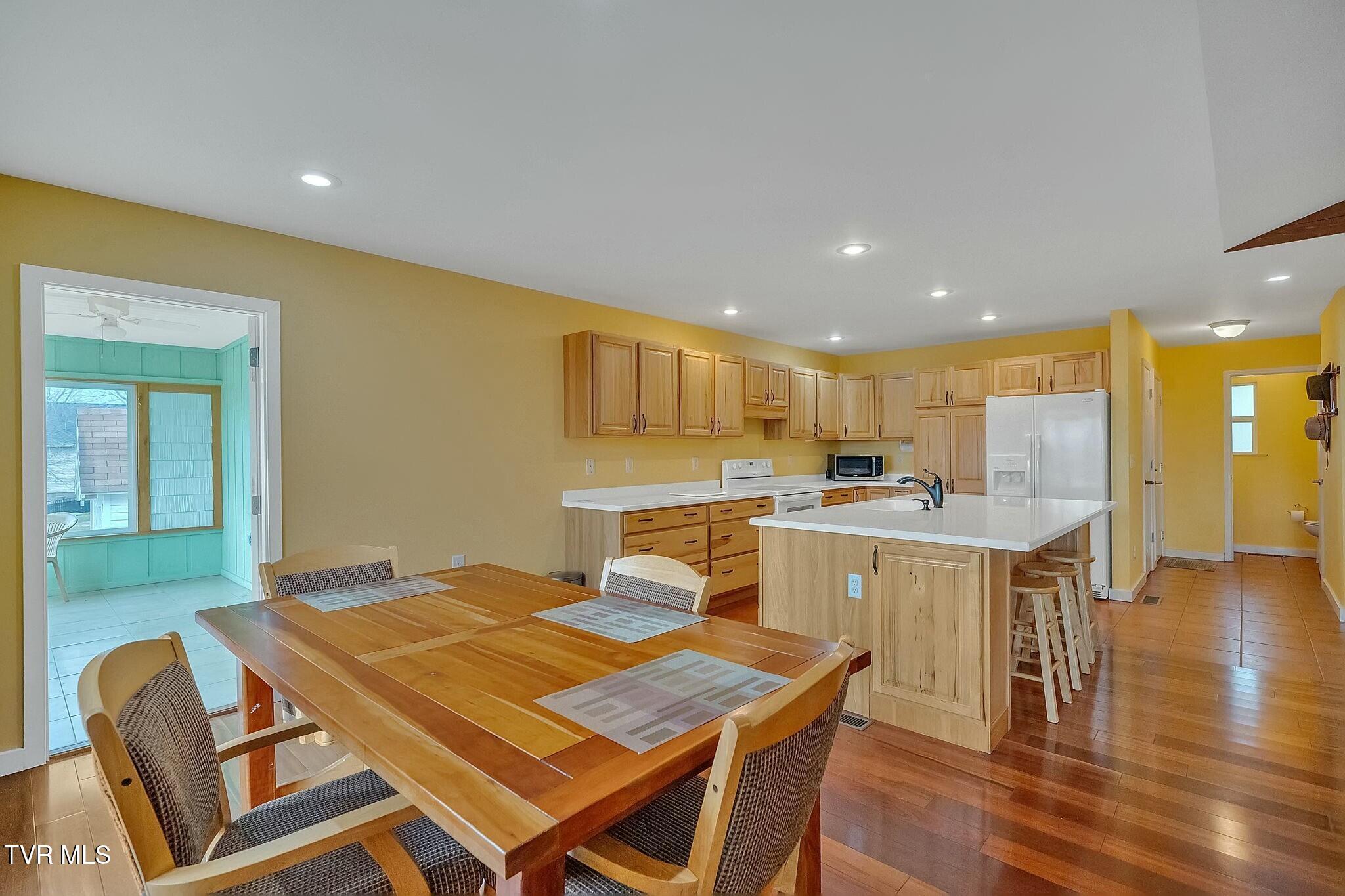 145 Katie Lane Chuckey, TN 37641 - Photo 14 of 54 tempImageE72tKv