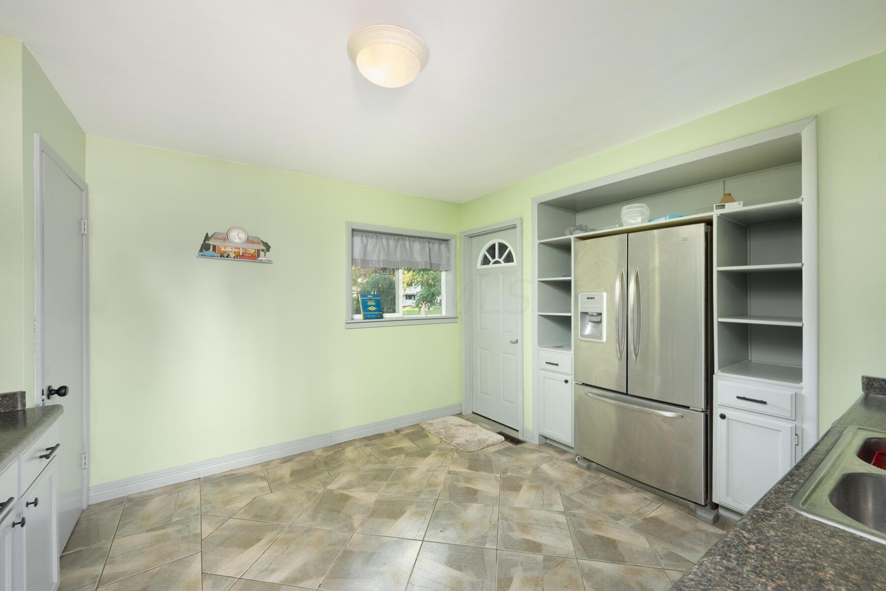 287 Troy Road Delaware, OH 43015 - Photo 11 of 35 Kitchen