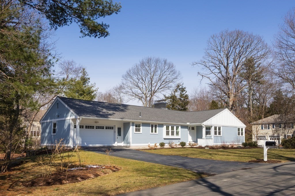 34 Fairbanks Road Lexington, MA 02421 - Photo 36 of 36 a front view of a house with a yard