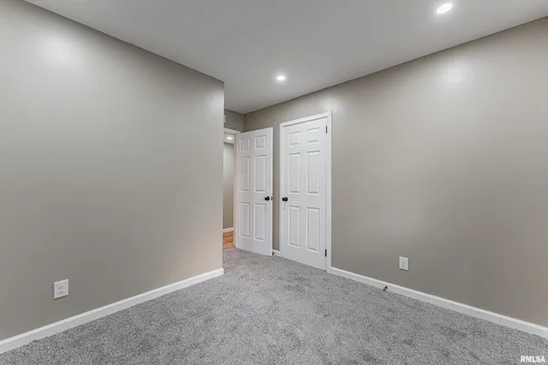 $135,000 | 212 Palmer Avenue, Lincoln, IL 62656