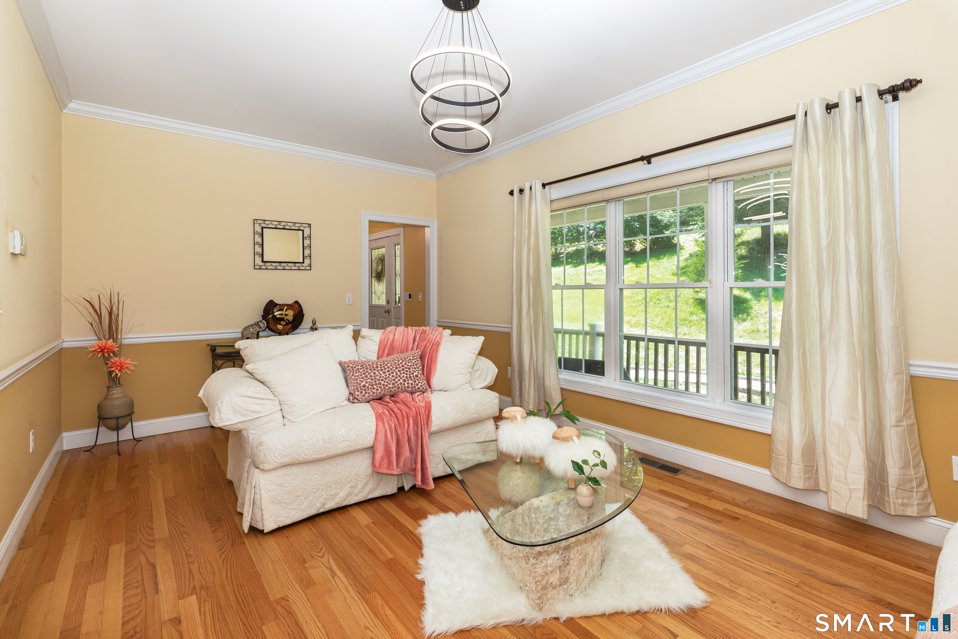 347 Lakeside Road Southbury, CT 06488 - Photo 9 of 28