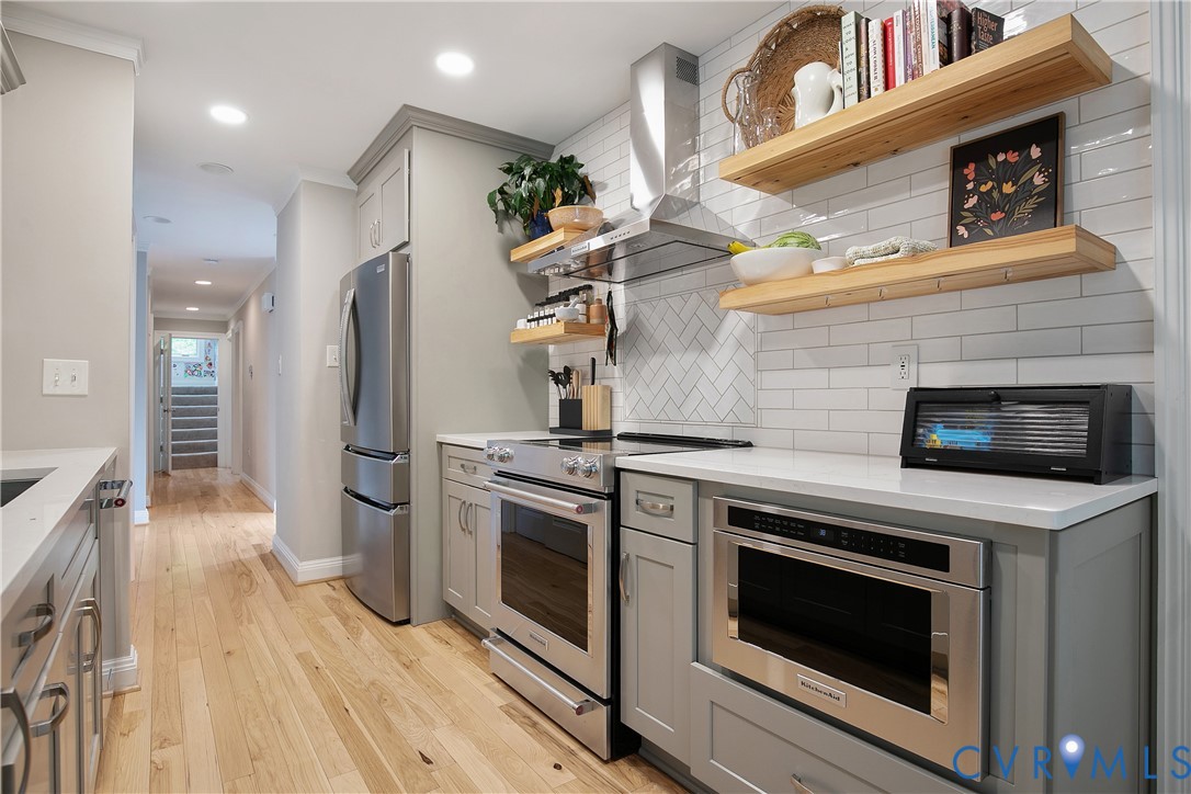 3111 Middlewood Road Midlothian, VA 23113 - Photo 17 of 45 Contemporary kitchen featuring light wood-finish f