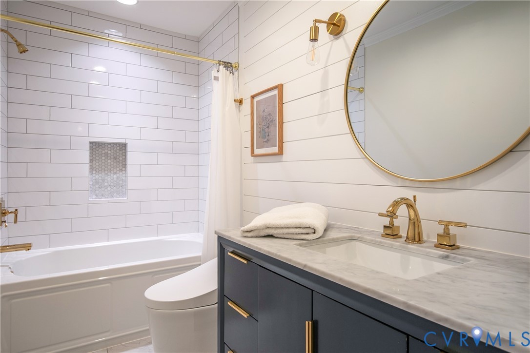 3111 Middlewood Road Midlothian, VA 23113 - Photo 24 of 45 Bathroom featuring a dark blue vanity with a white