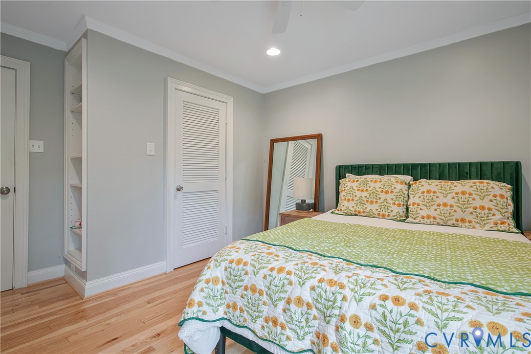 3111 Middlewood Road Midlothian, VA 23113 - Photo 29 of 45 Hardwood flooring and crown molding accent this sp