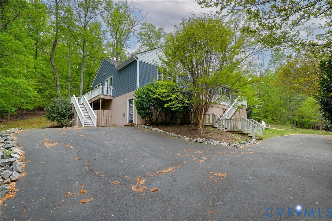 3111 Middlewood Road Midlothian, VA 23113 - Photo 45 of 45 Split-level residence featuring blue siding and a