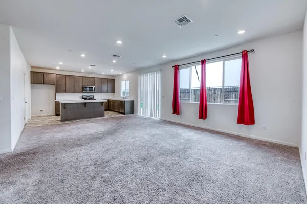 $469,000 | 1469 Rinconada Drive, Madera, CA 93637