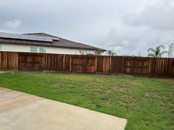 $469,000 | 1469 Rinconada Drive, Madera, CA 93637