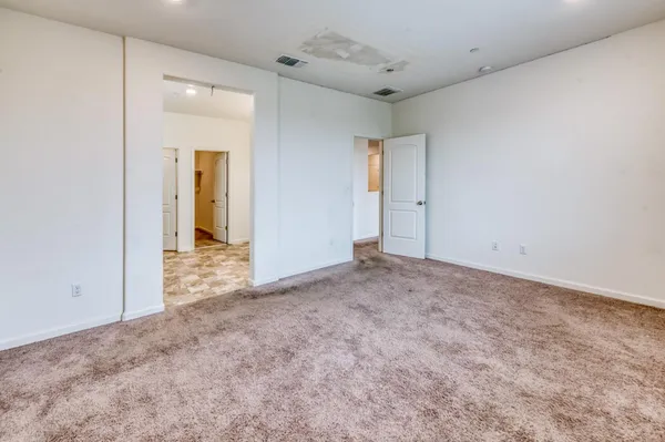 $469,000 | 1469 Rinconada Drive, Madera, CA 93637