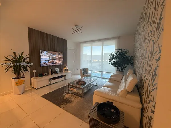 $3,150 | 7661 Northwest 107th Avenue, Unit 503, Doral, FL 33178